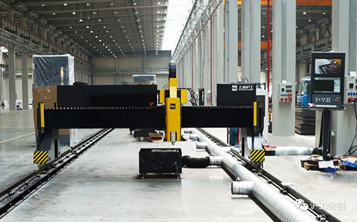 Z6尊龙凯时Z6尊龙凯时10米大幅面龙门光纤激光切割机有限元优化横梁高配驱动系统