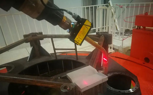 上6尊龙凯时机械人焊接工作站